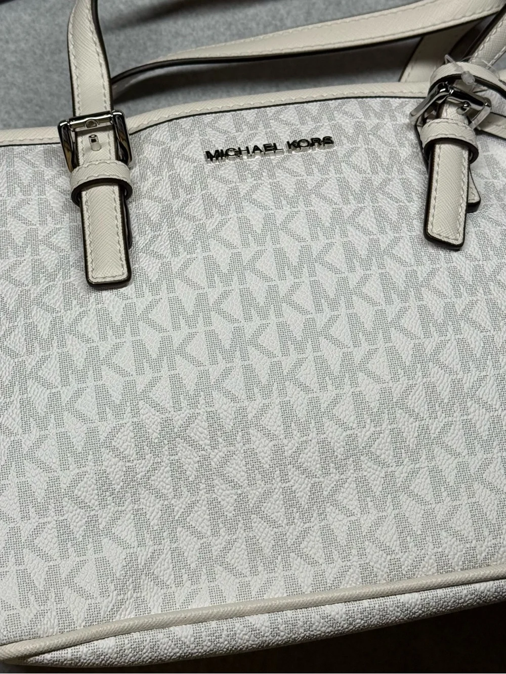 Michael Kors White MK Signature Tote with Removable Strap and Wristlet